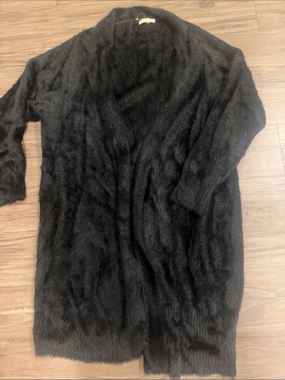 Promesa Black Plush Open-Front Women's Cardigan